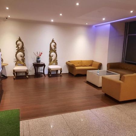 Zenith Hotel - Delhi Airport New Delhi Buitenkant foto