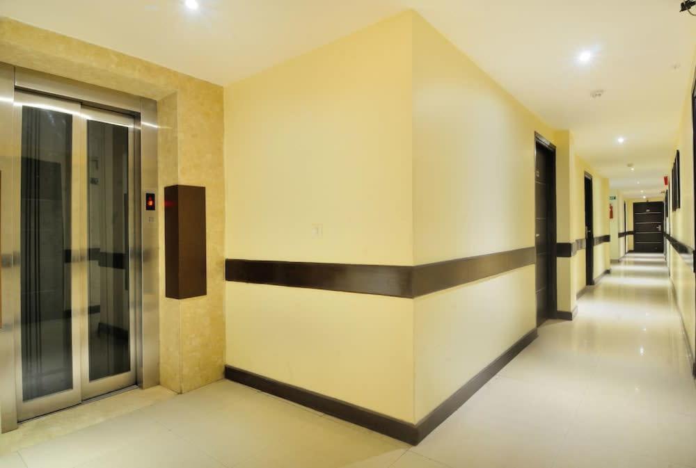 Zenith Hotel - Delhi Airport New Delhi Buitenkant foto